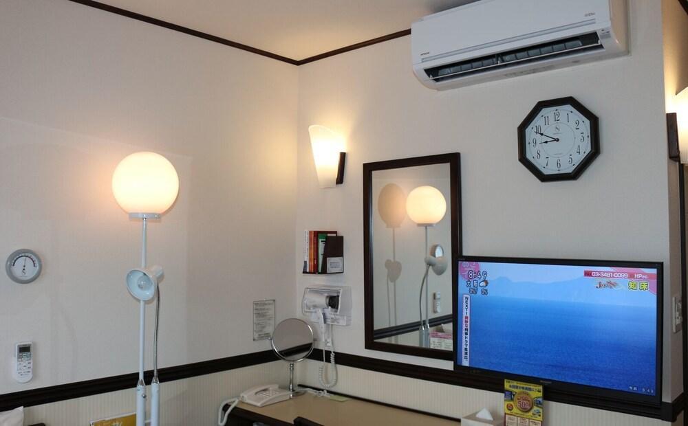 Toyoko Inn Fukuyama-Eki Shinkansen Minami-Guchi Extérieur photo