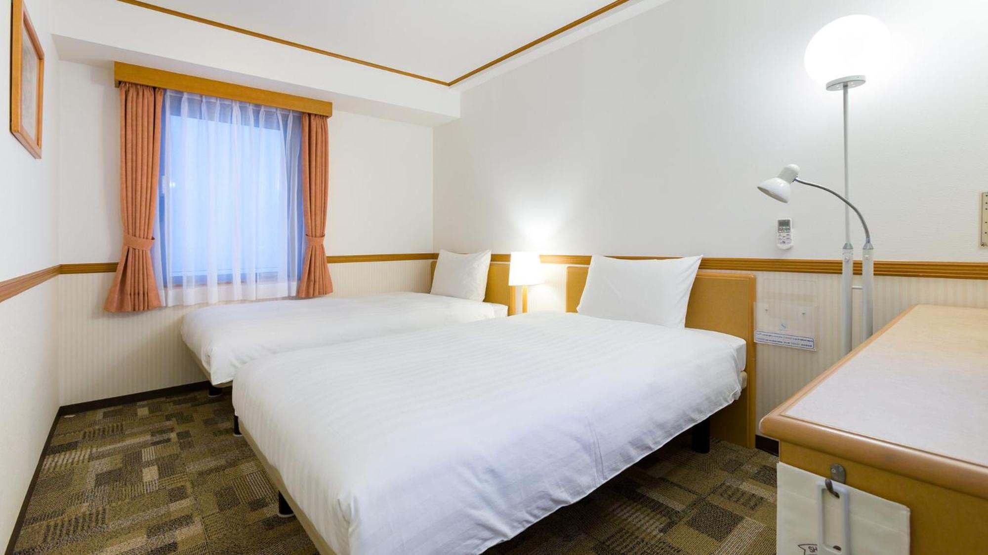 Toyoko Inn Fukuyama-Eki Shinkansen Minami-Guchi Extérieur photo